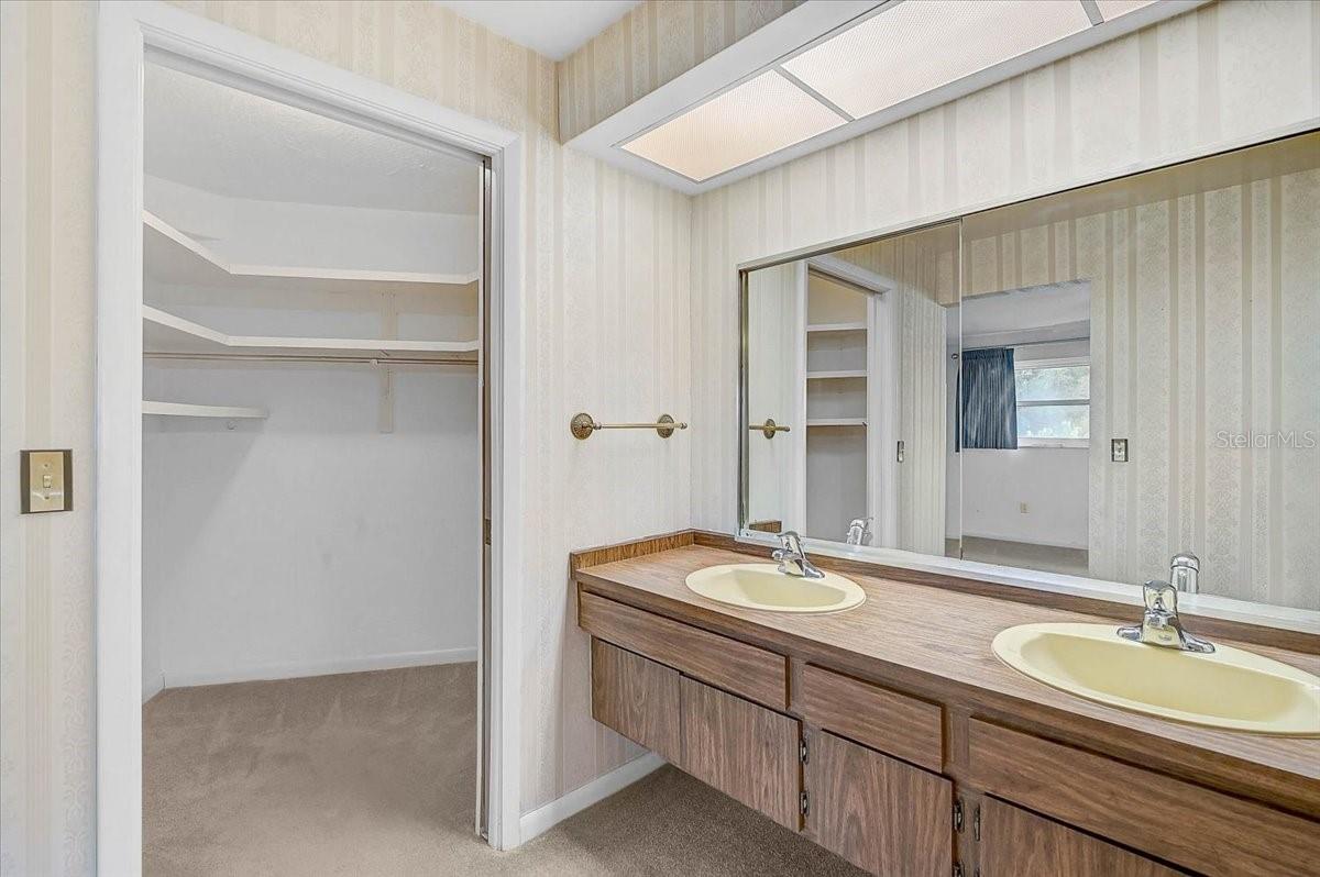 WHITFIELD ESTATES - Residential