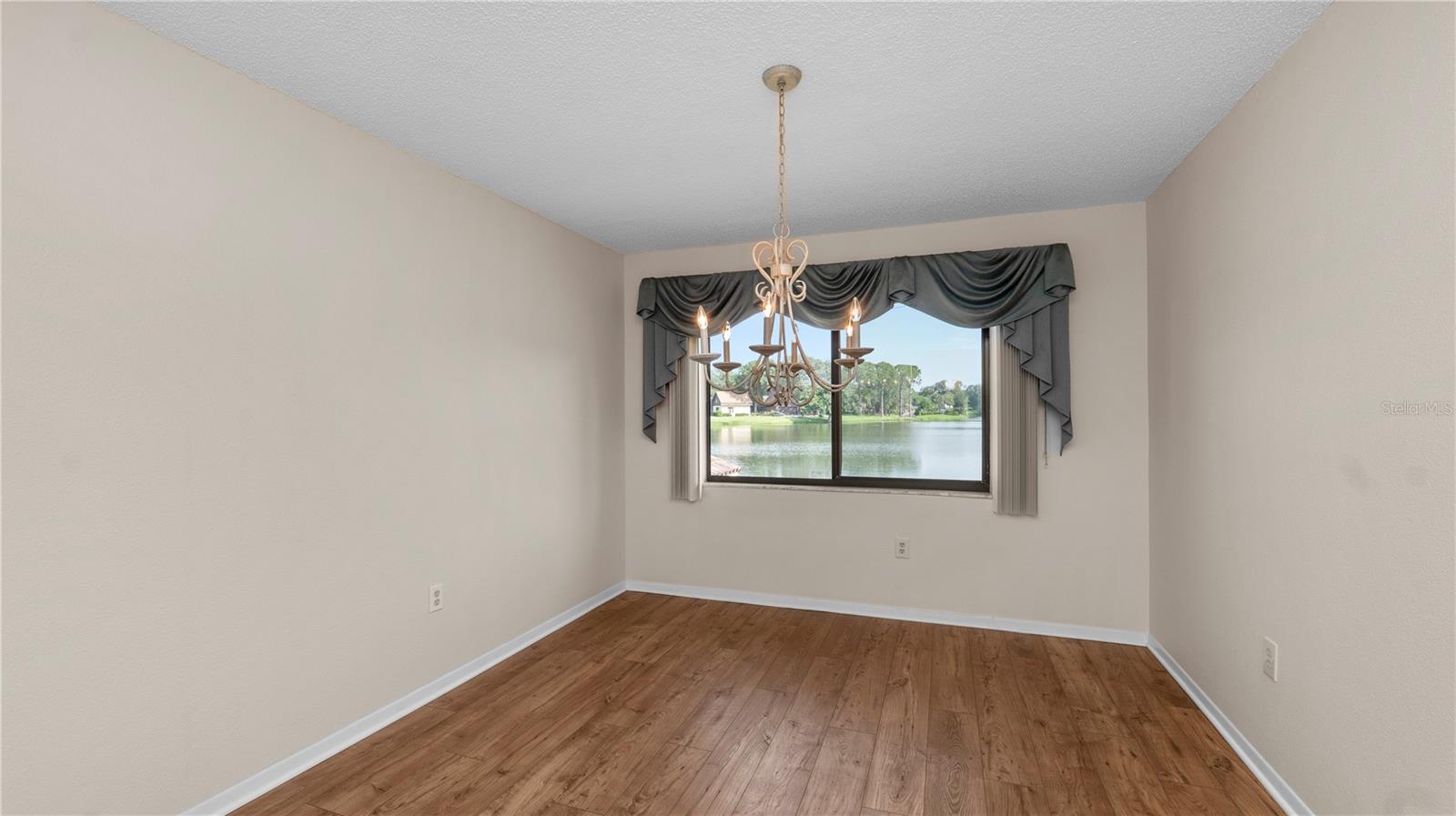 CANYON LAKE VILLAS - Residential