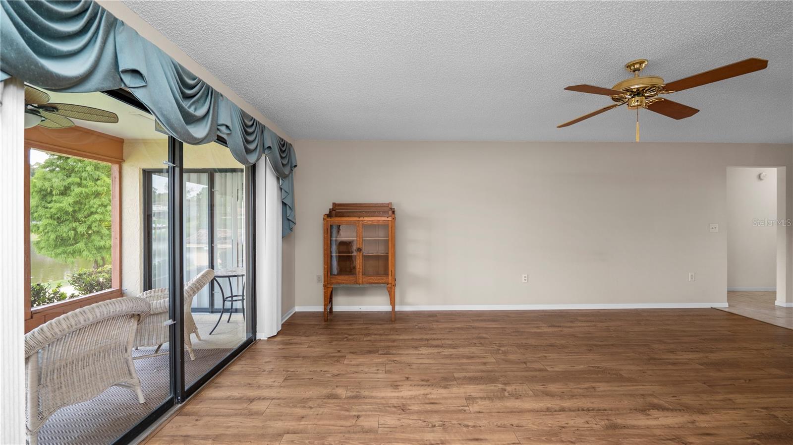 CANYON LAKE VILLAS - Residential