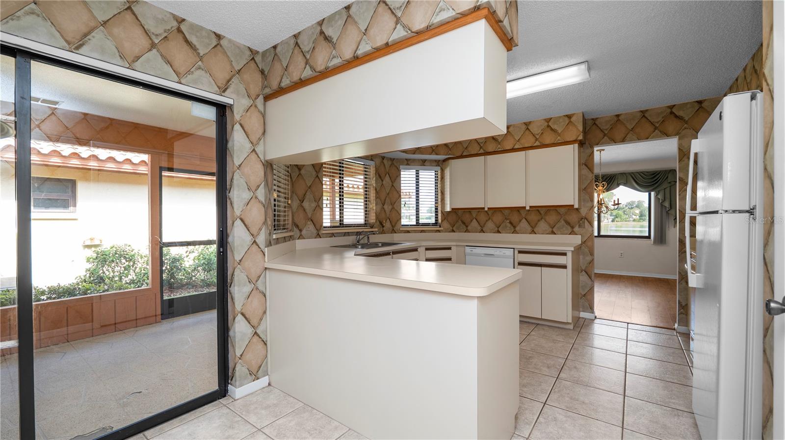 CANYON LAKE VILLAS - Residential