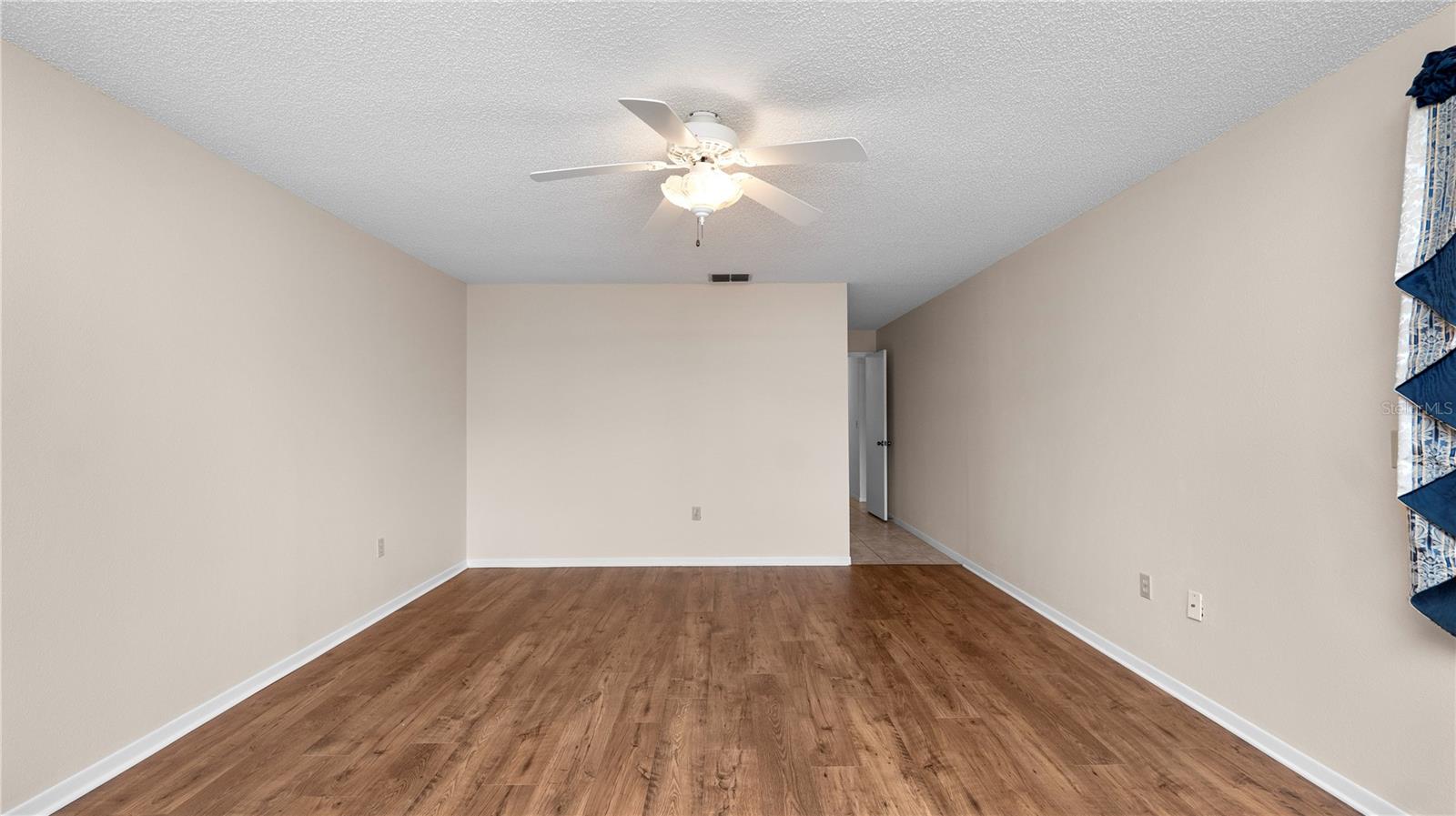 CANYON LAKE VILLAS - Residential