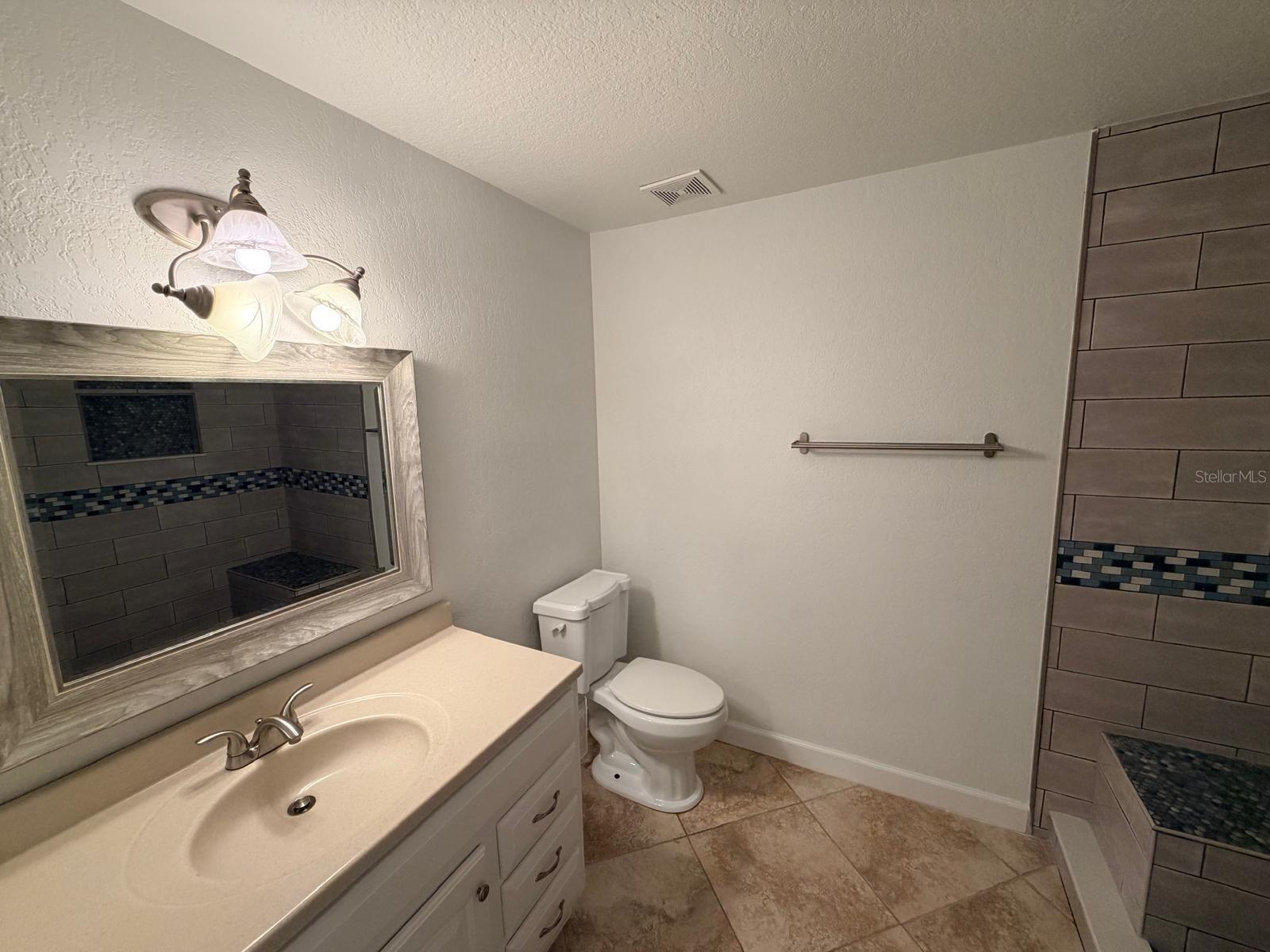 ALAFAYA WOODS PH 10 - Residential