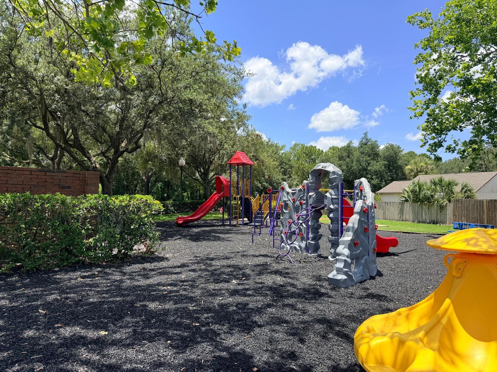 ALAFAYA WOODS PH 10 - Residential