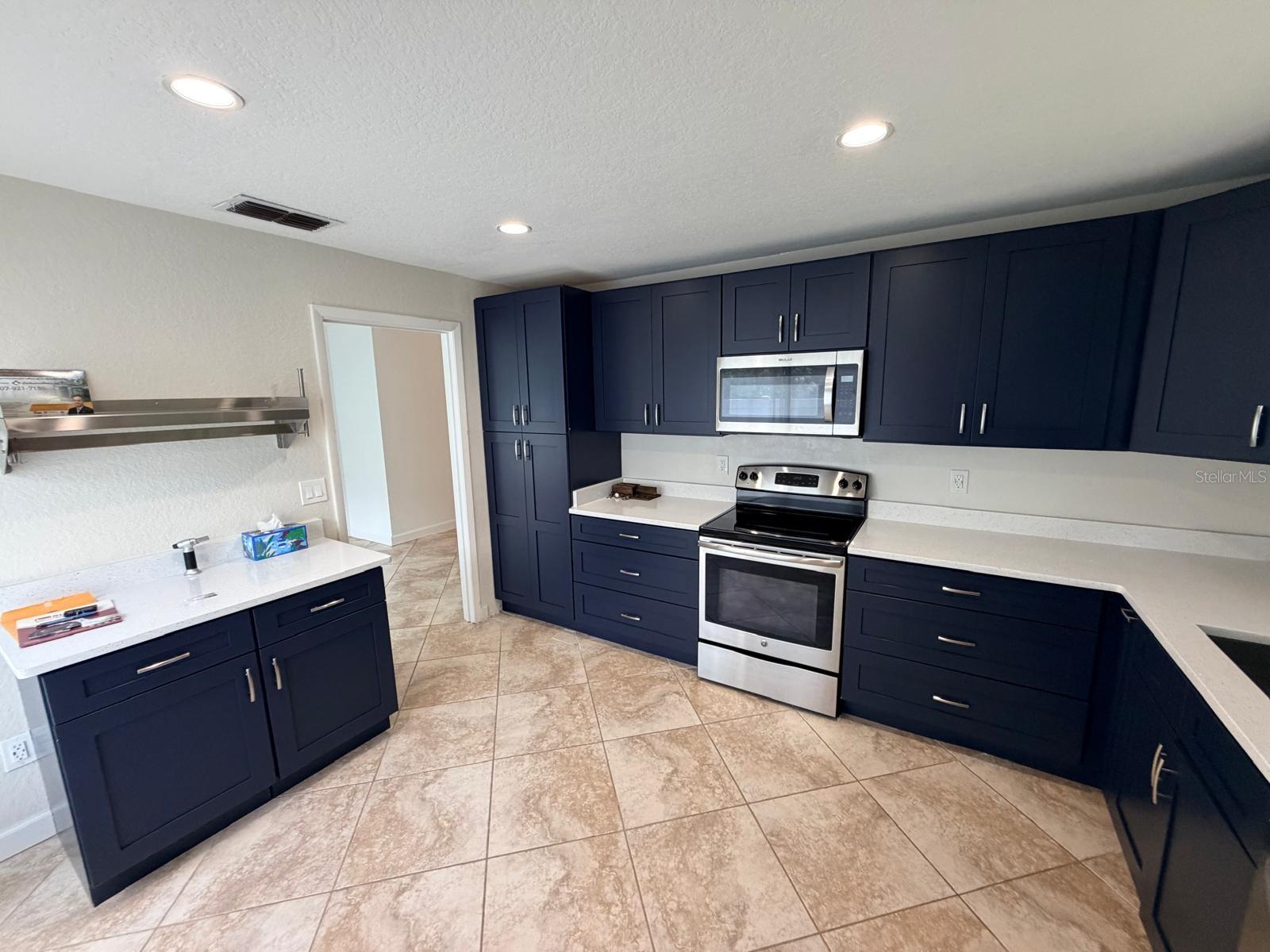 ALAFAYA WOODS PH 10 - Residential