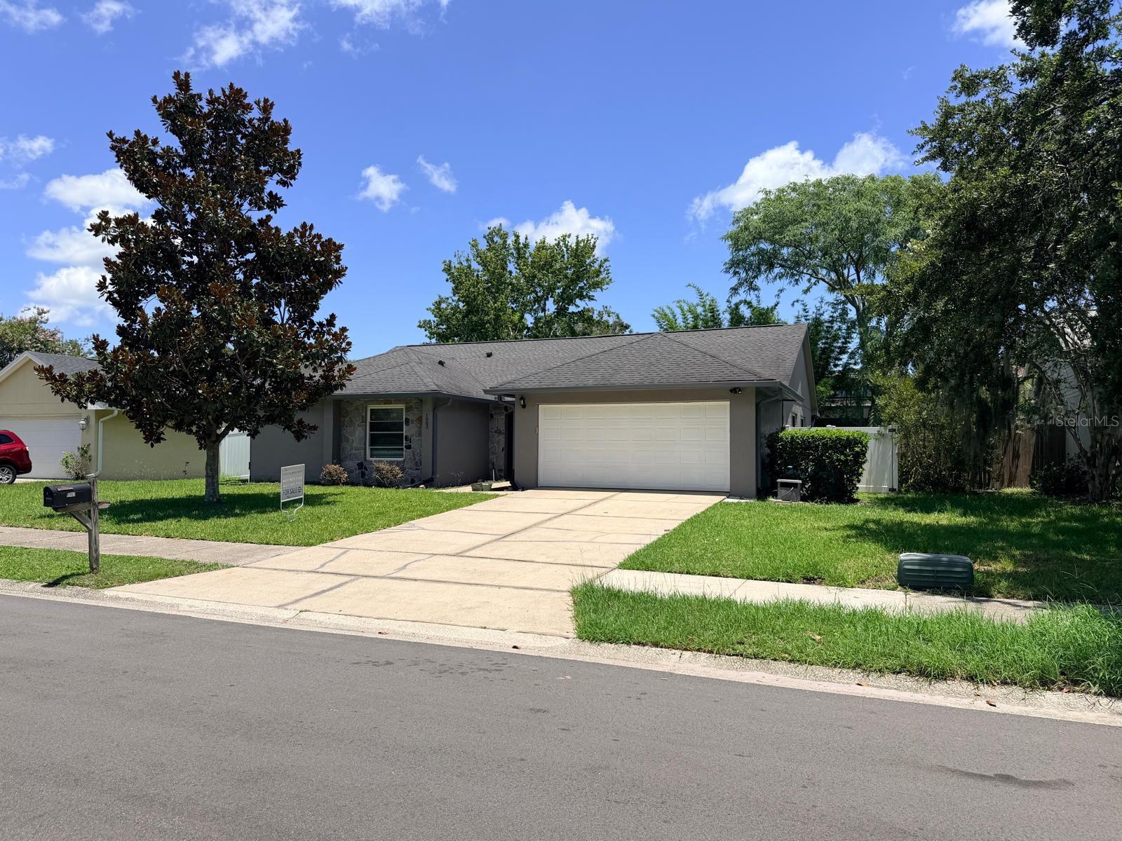 ALAFAYA WOODS PH 10 - Residential