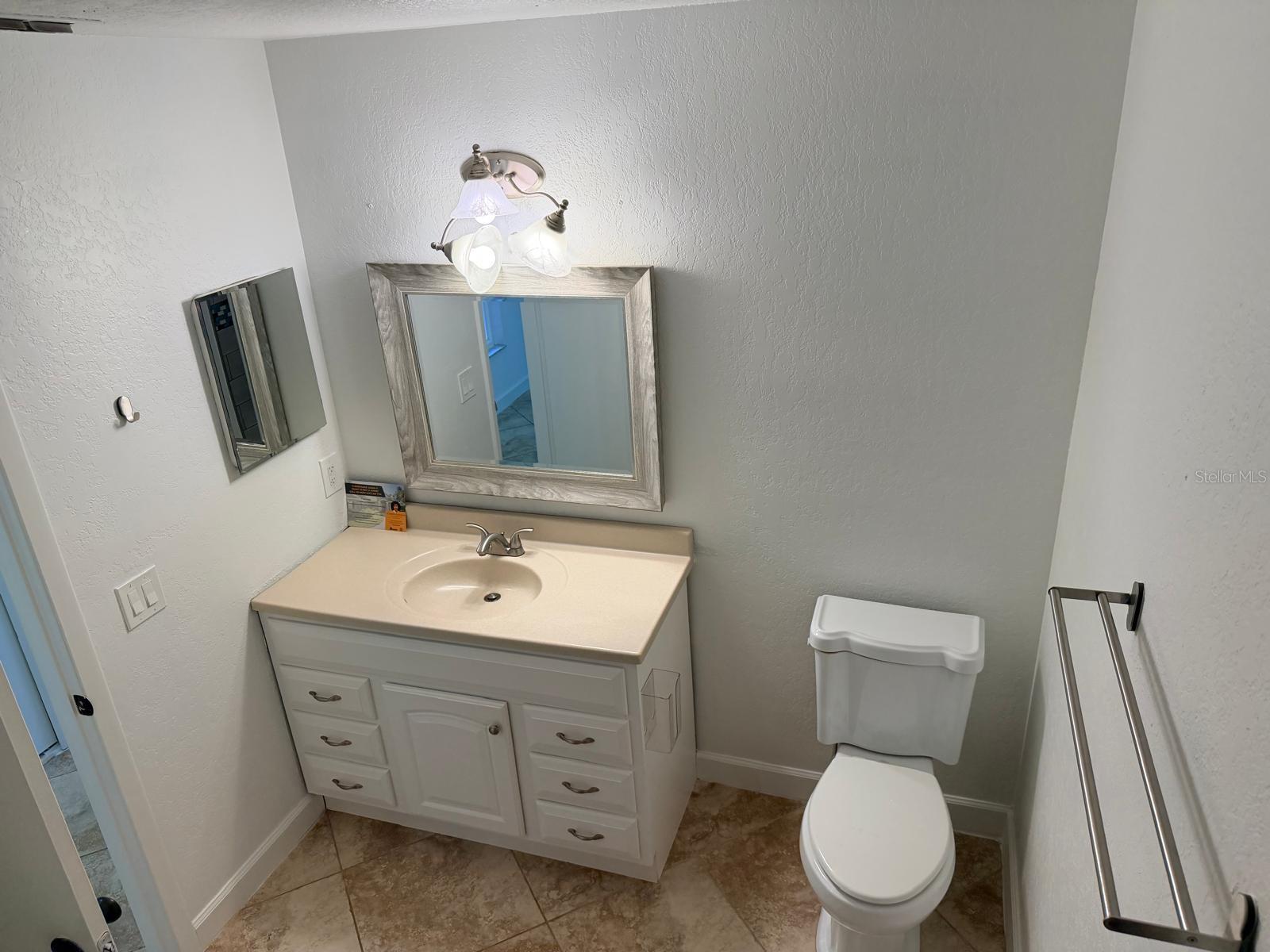 ALAFAYA WOODS PH 10 - Residential