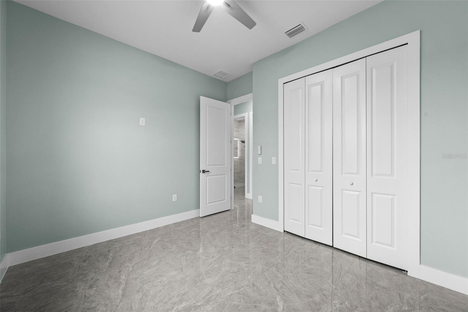 BAYSHORE ESTATES - Residential