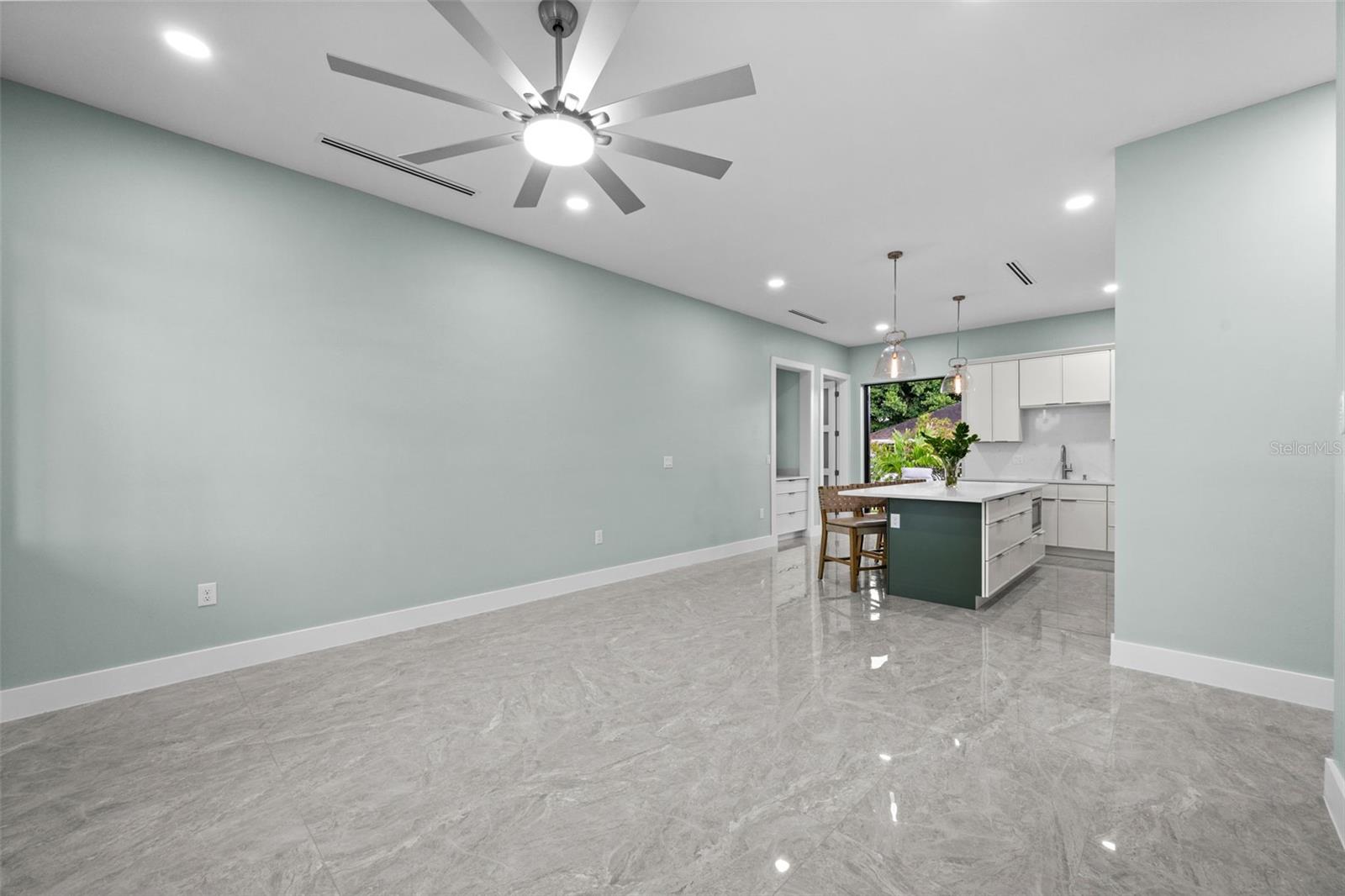 BAYSHORE ESTATES - Residential