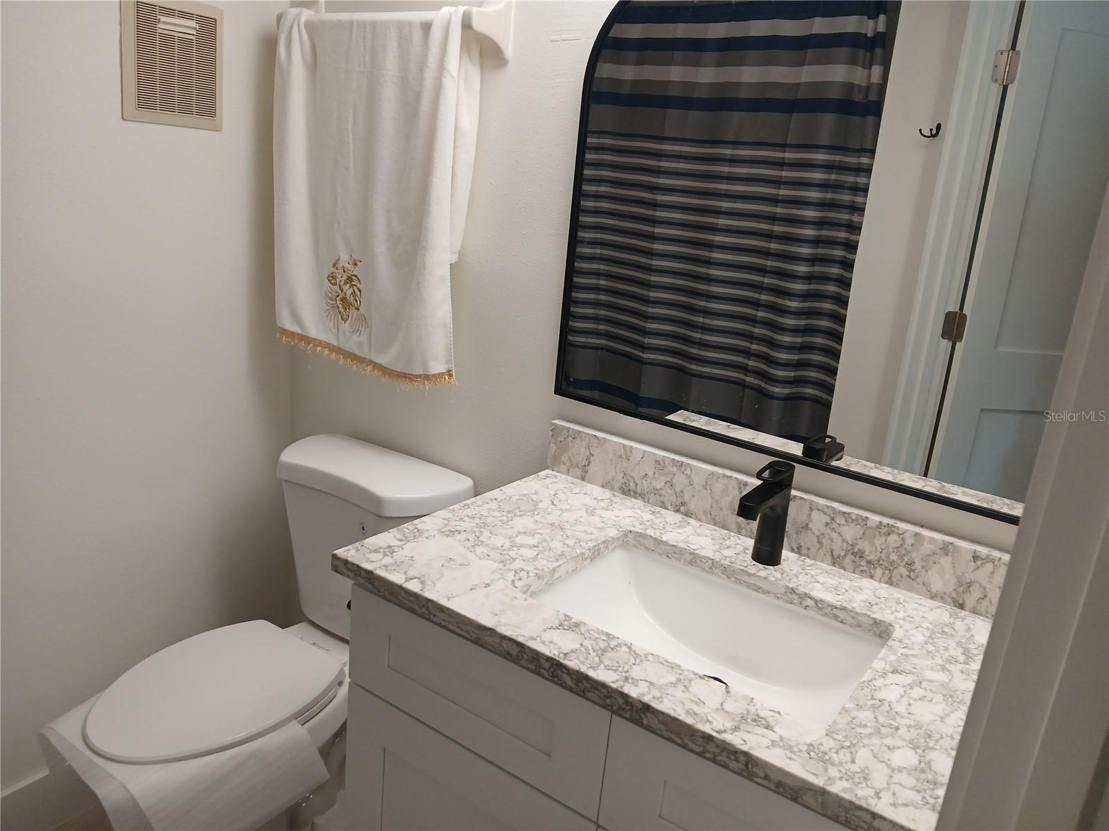 SUNSHINE TERRACE CONDO - Residential Lease