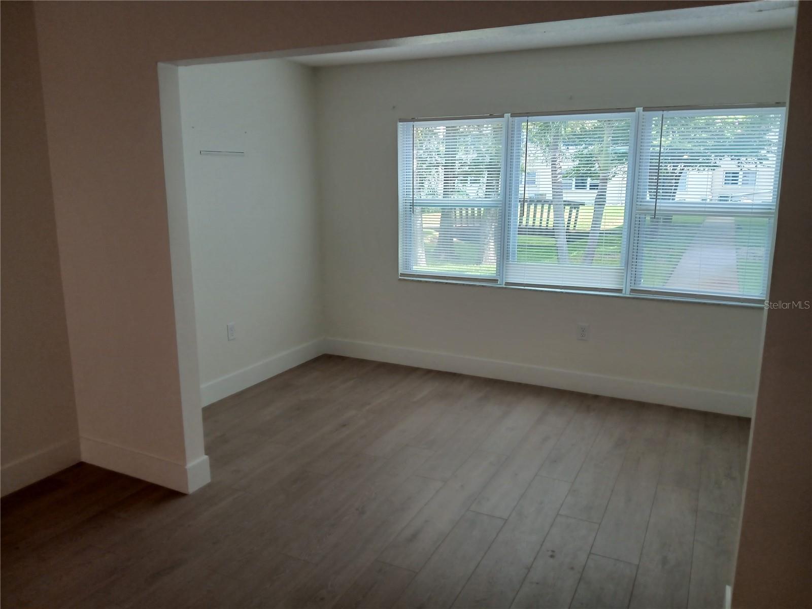 SUNSHINE TERRACE CONDO - Residential Lease