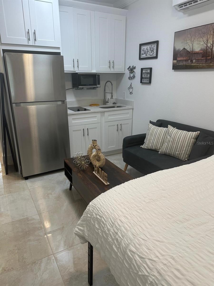 CAMPBELL HEIGHTS - Residential Lease