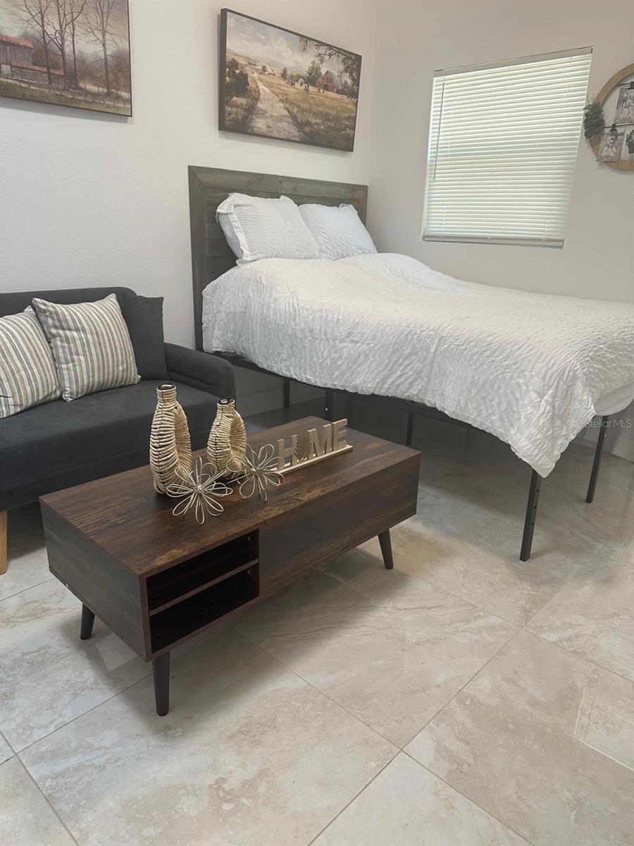 CAMPBELL HEIGHTS - Residential Lease