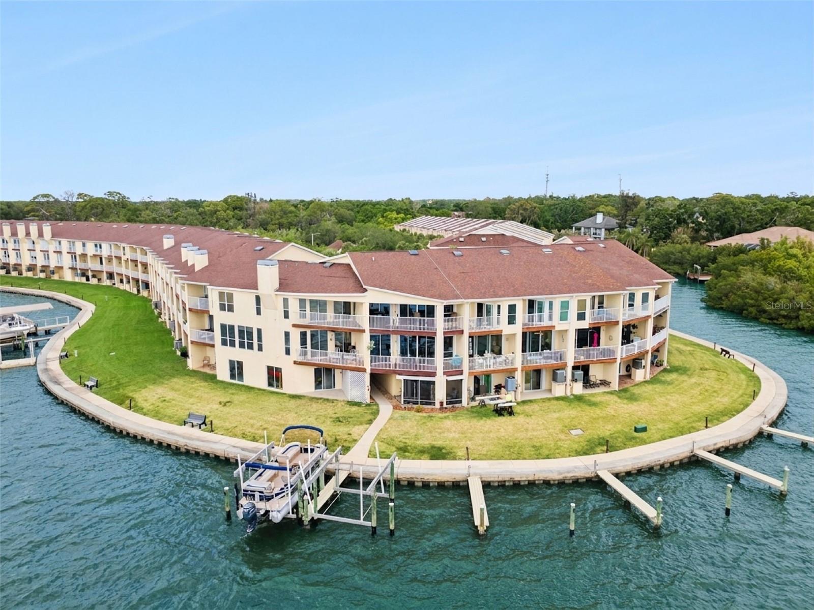 SEASIDE ESTATES - Residential