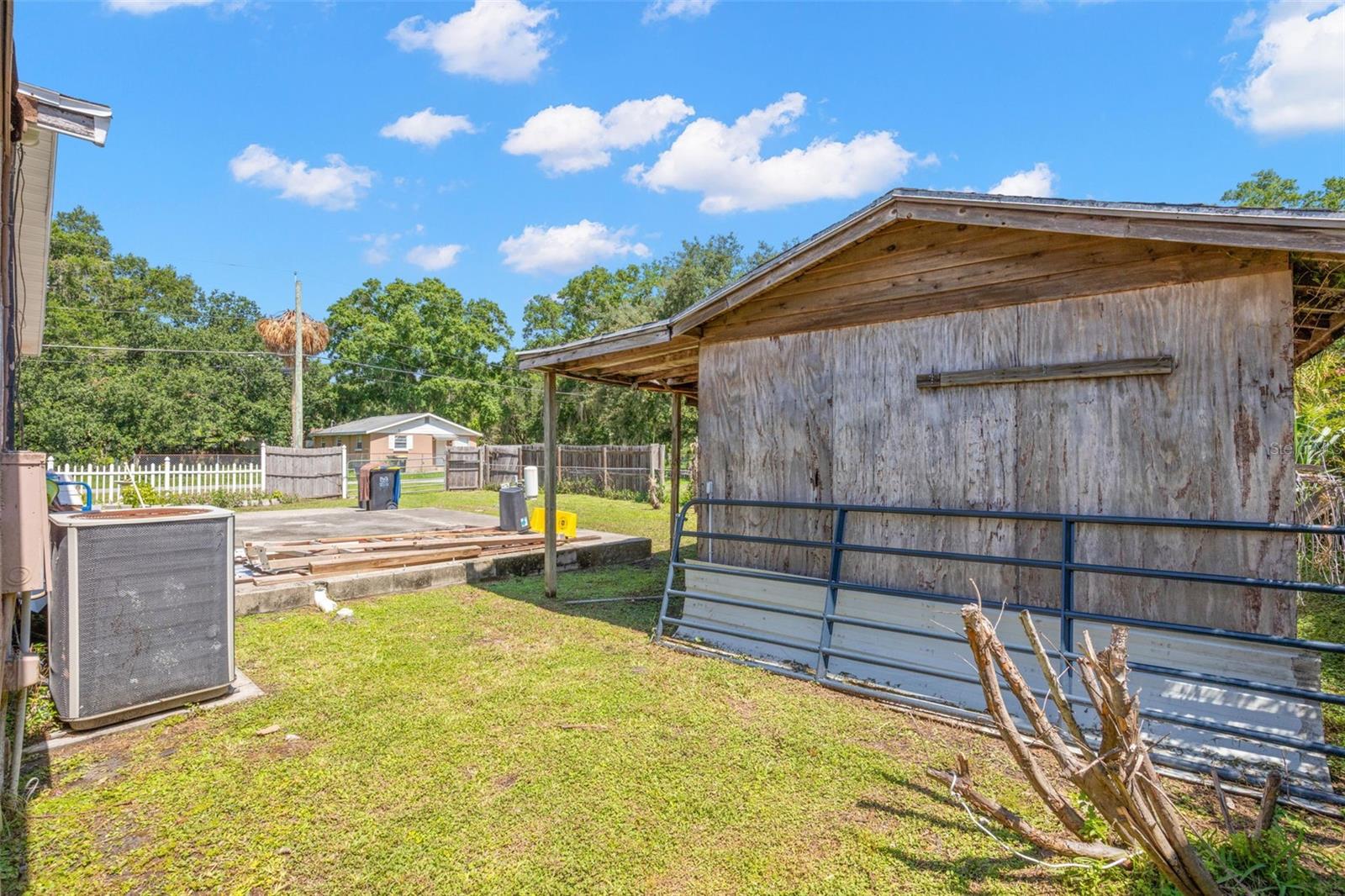 MIDWAY GARDENS - Residential
