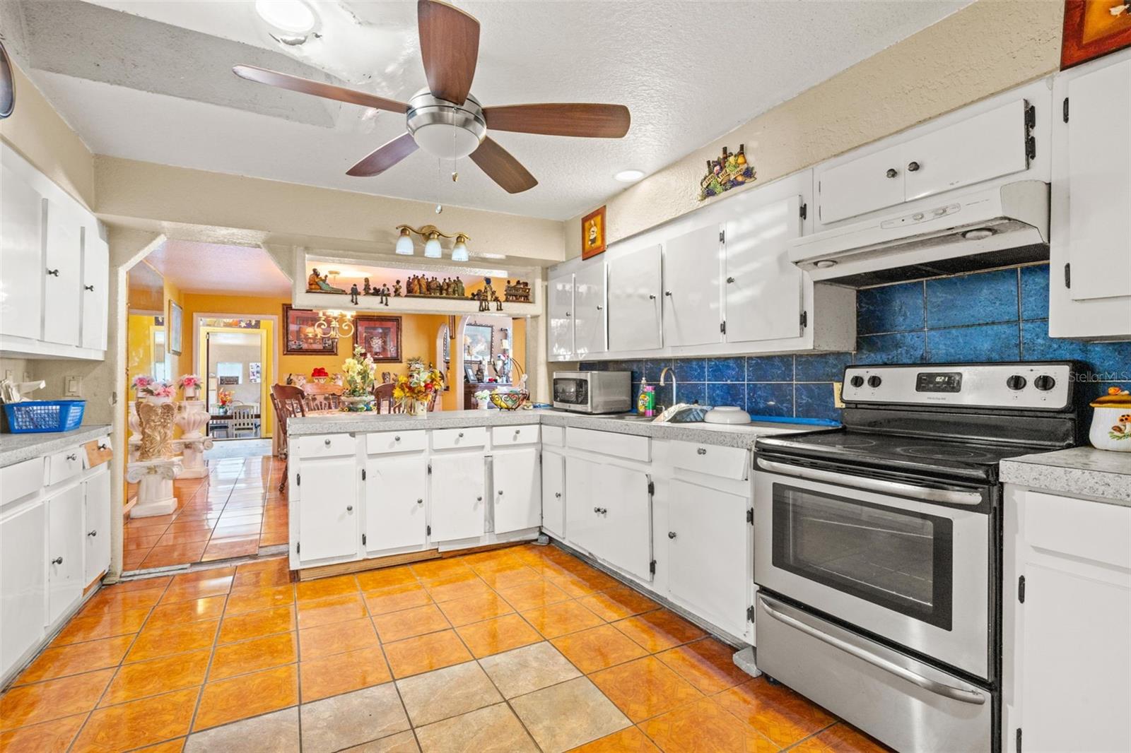 MIDWAY GARDENS - Residential