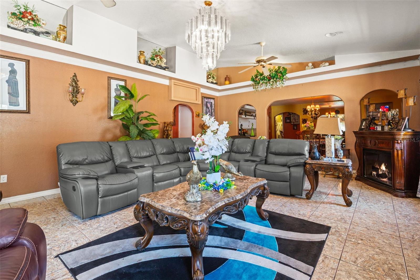 MIDWAY GARDENS - Residential
