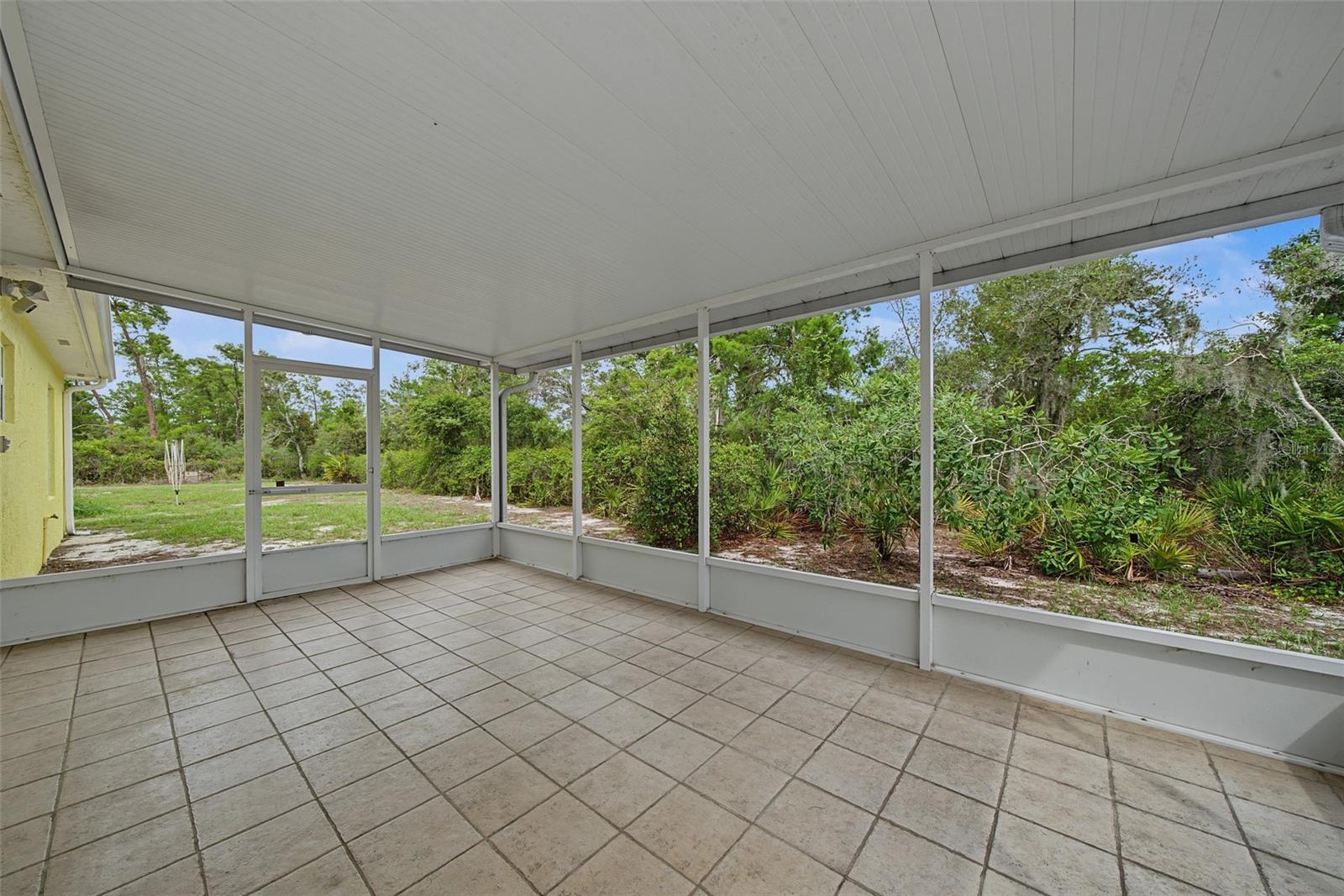 AVON PARK LAKES - Residential