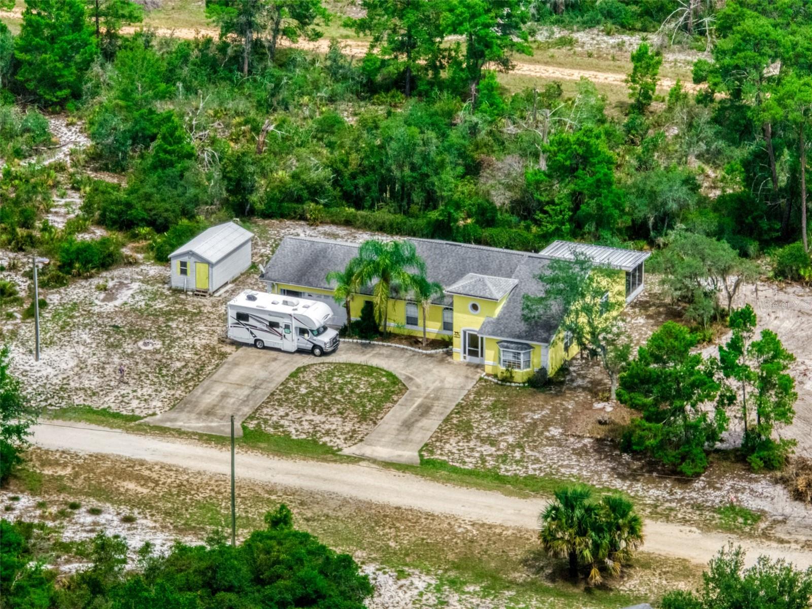 AVON PARK LAKES - Residential