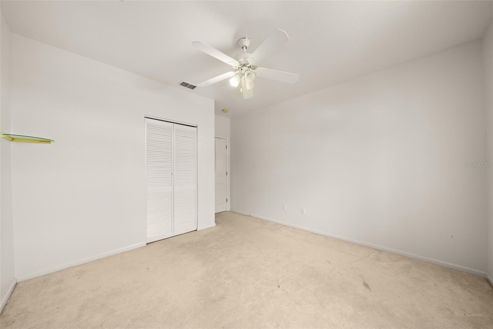 AVON PARK LAKES - Residential