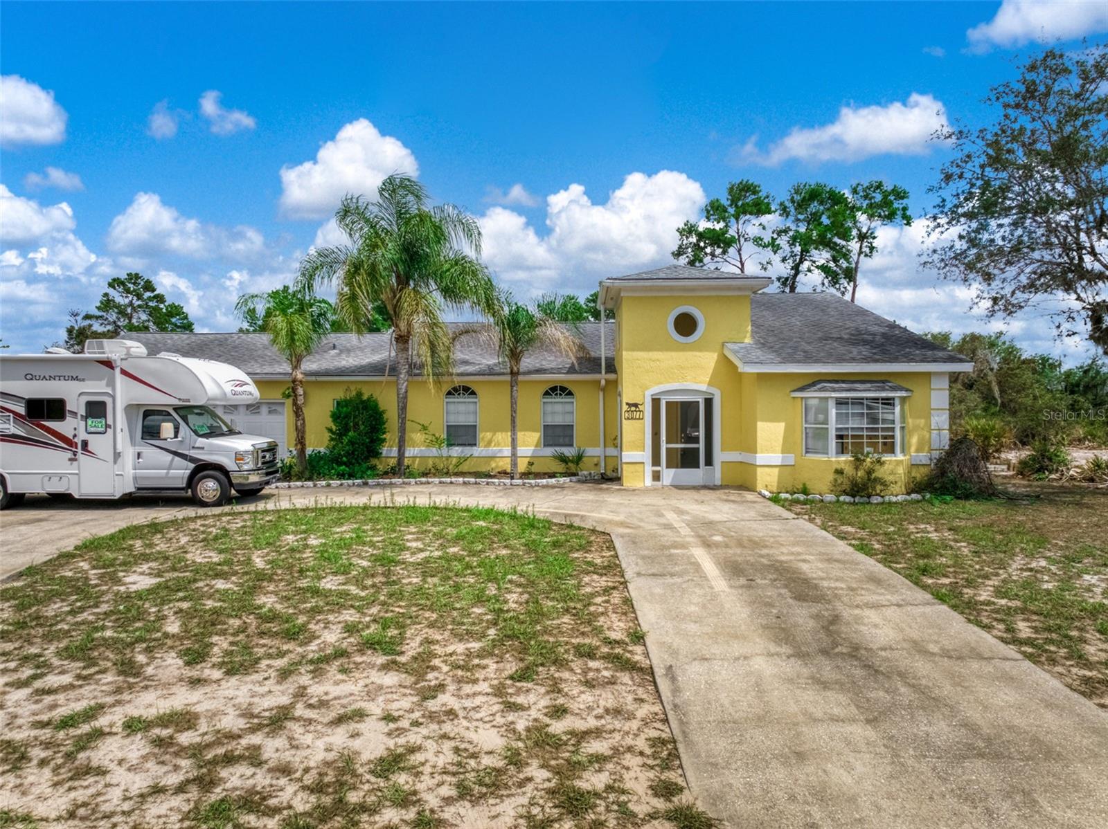 AVON PARK LAKES - Residential