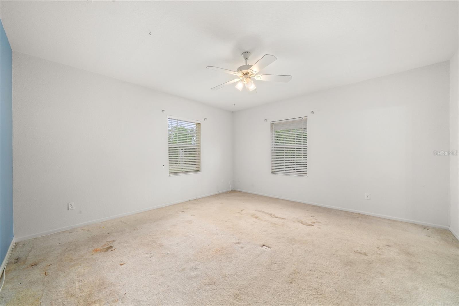 AVON PARK LAKES - Residential