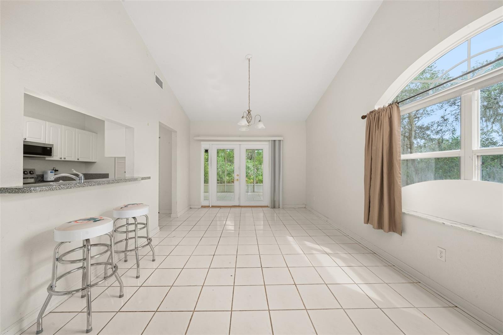 AVON PARK LAKES - Residential