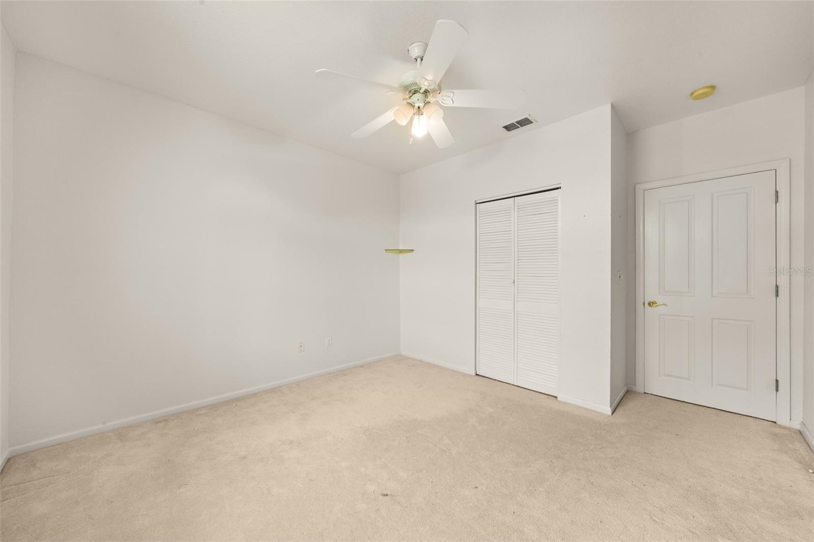 AVON PARK LAKES - Residential