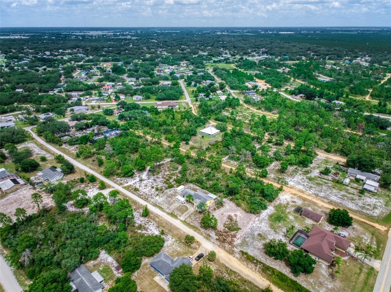 AVON PARK LAKES - Residential