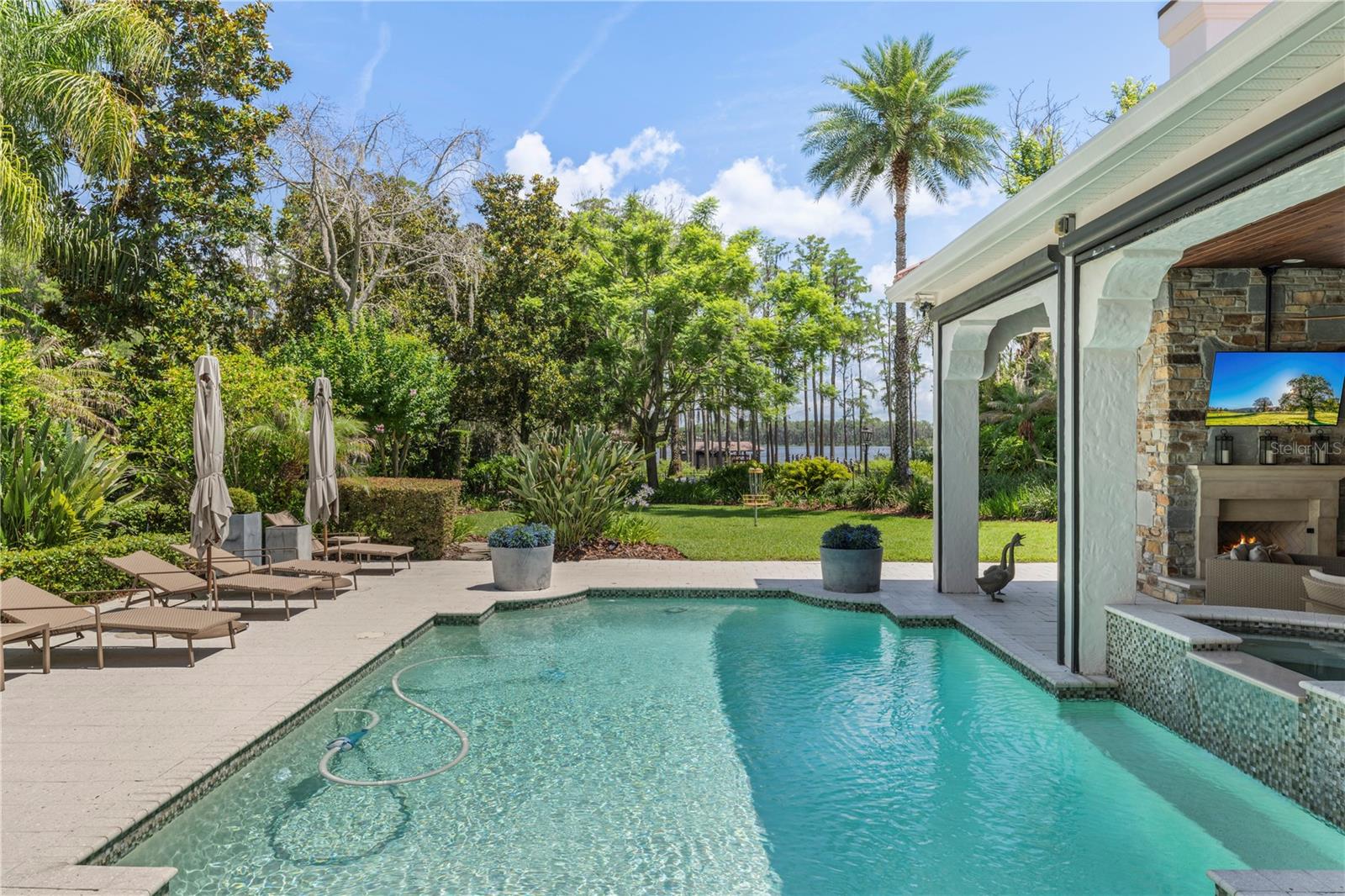 KEENES POINTE - Residential