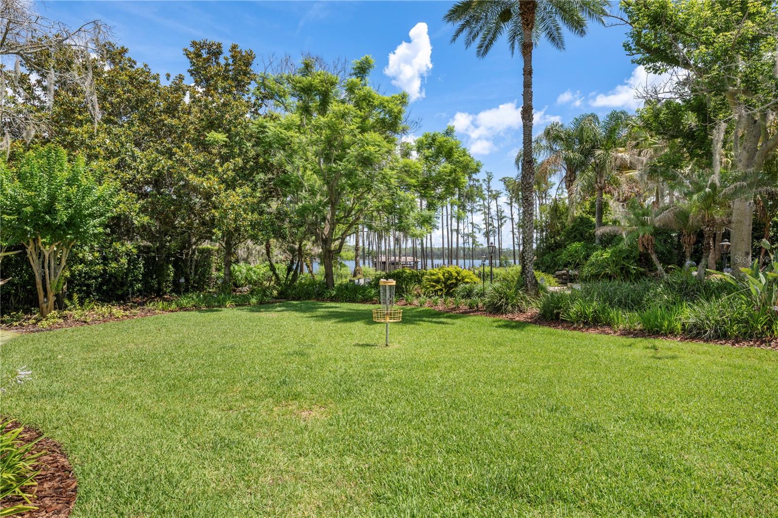 KEENES POINTE - Residential