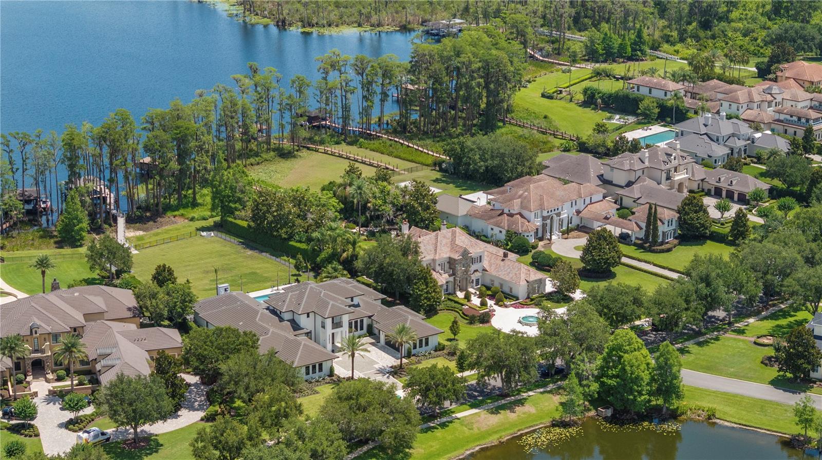 KEENES POINTE - Residential