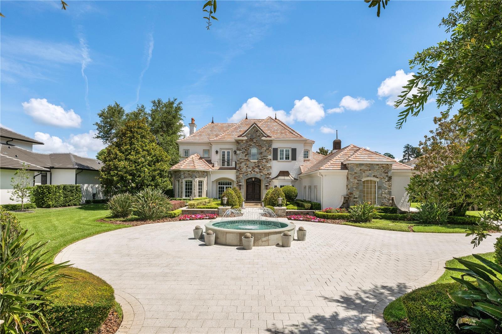 KEENES POINTE - Residential