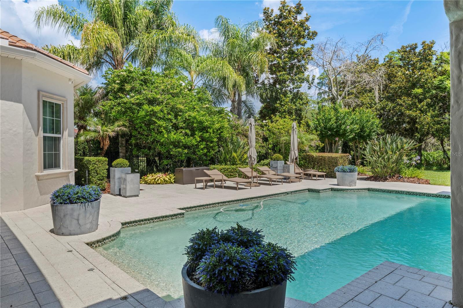 KEENES POINTE - Residential