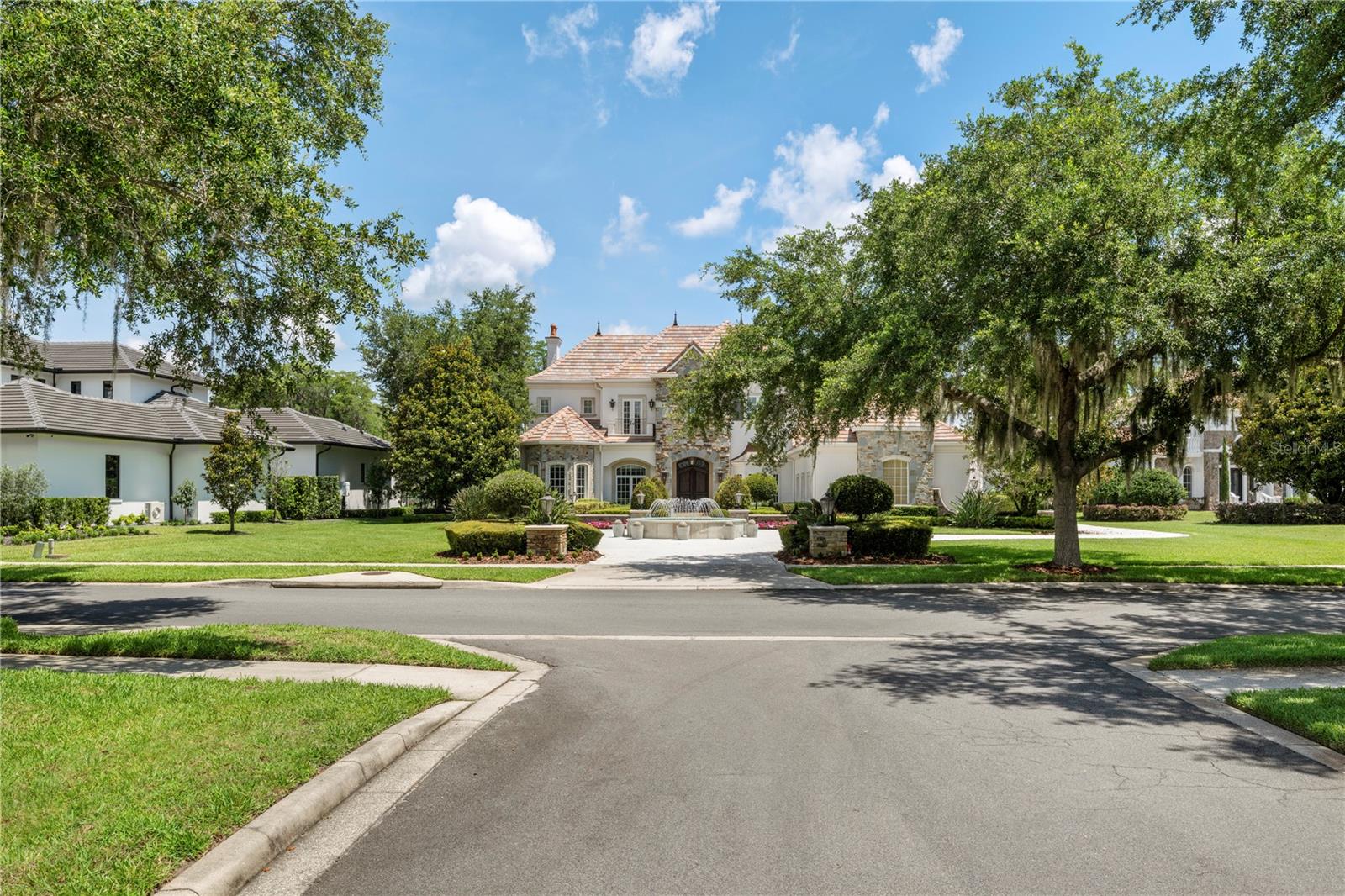 KEENES POINTE - Residential