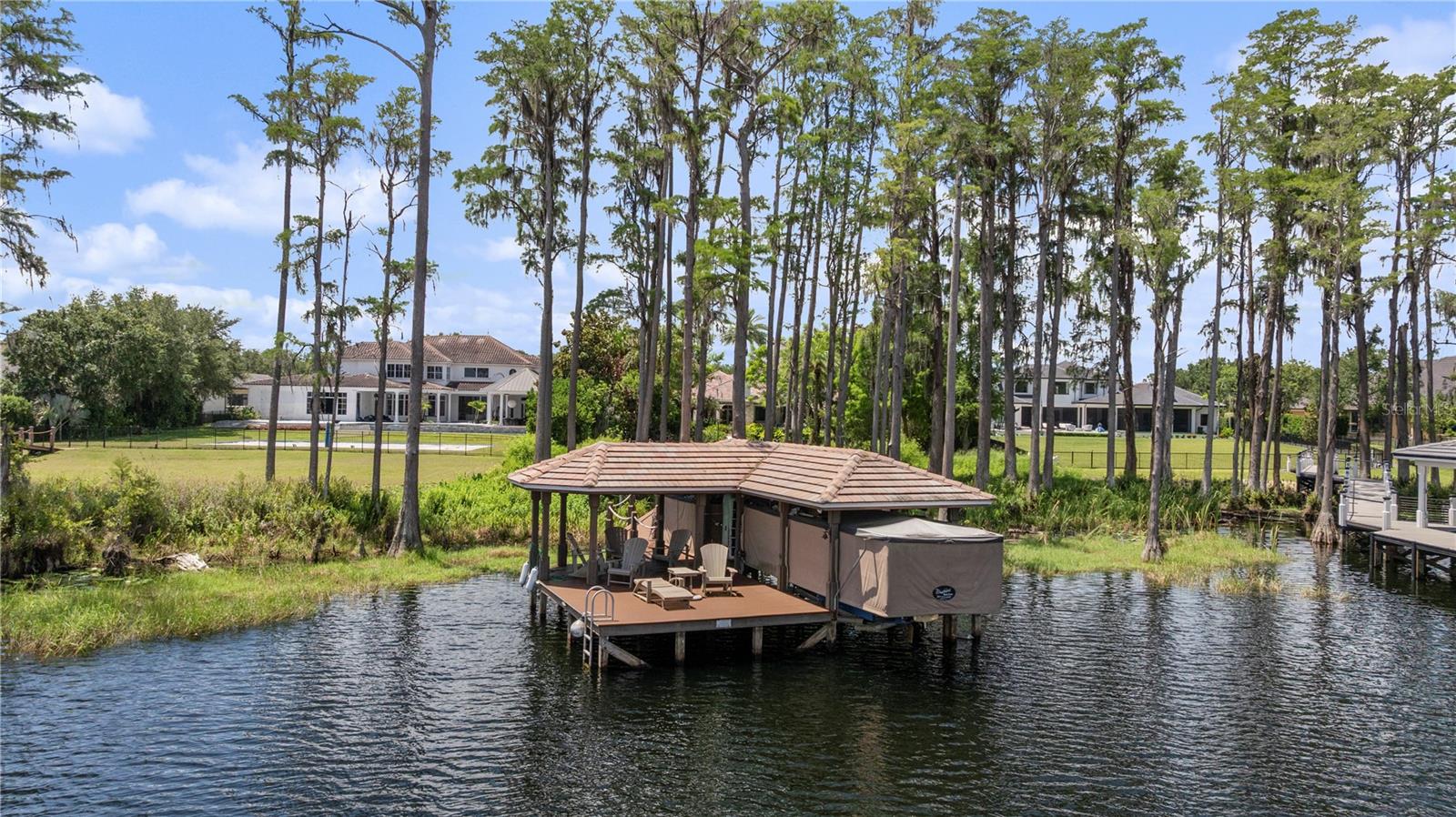 KEENES POINTE - Residential