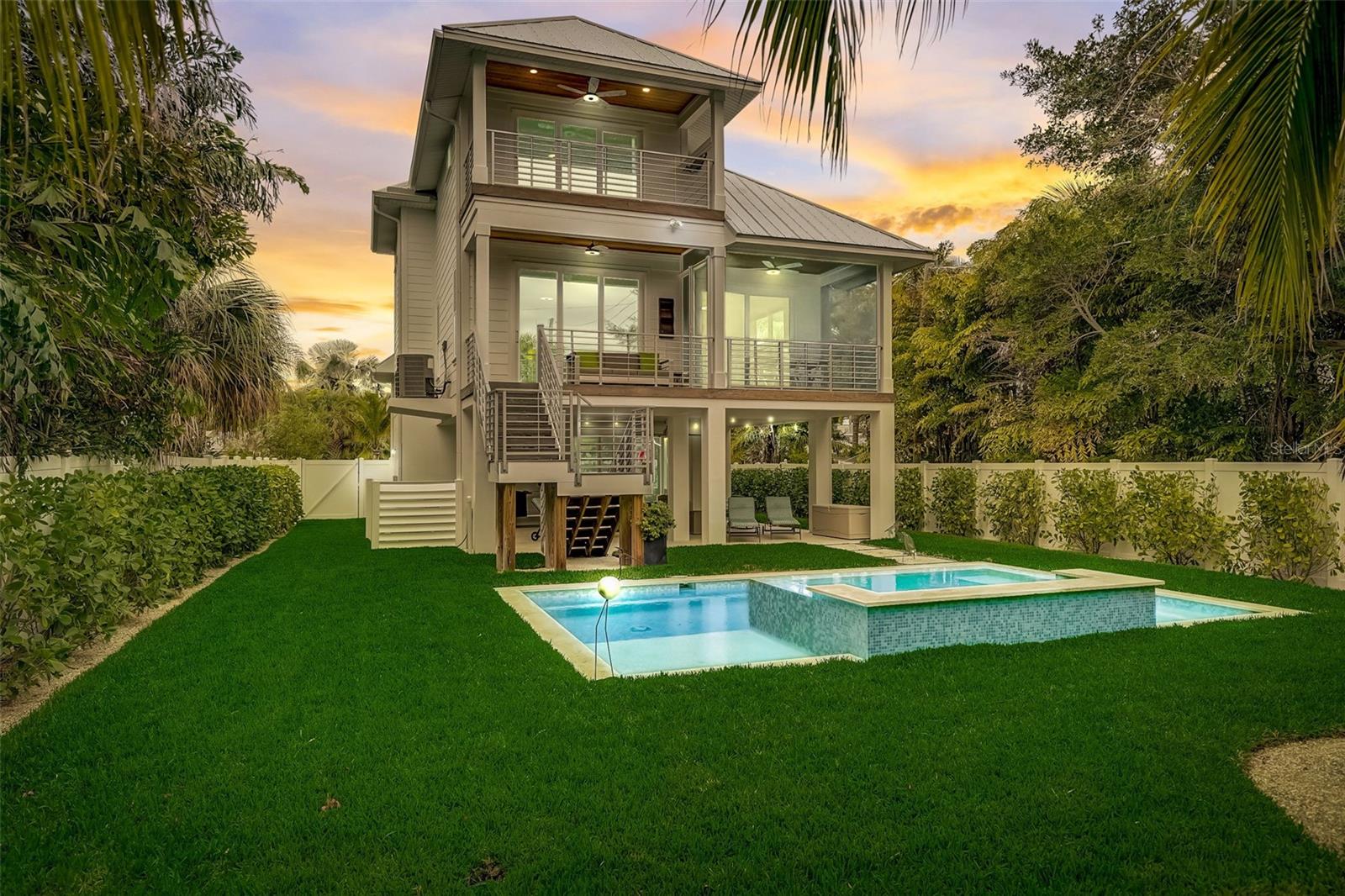 ANNA MARIA BEACH - Residential