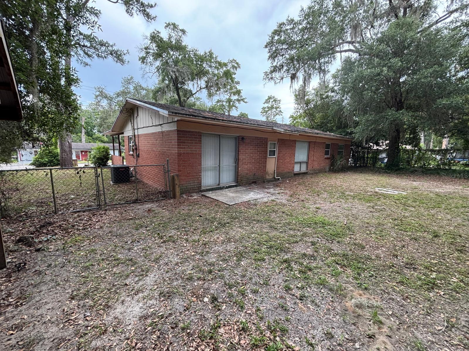 SPRINGHILL - Residential Lease