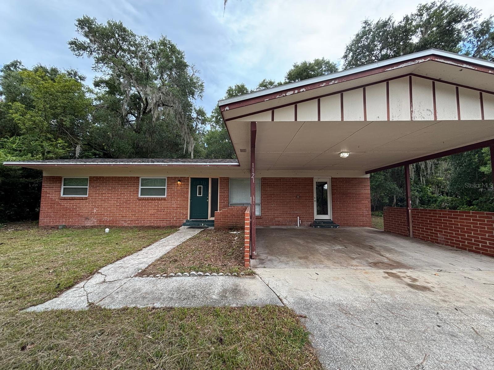 Great 3 bedroom/2bathroom home with an attached 2-car carport and large yard now available for rent! Very spacious home with newer vinyl flooring in the bedrooms and tile flooring in kitchen and baths. REQUIREMENTS: First month's rent plus $1550 Security deposit is required before move-in. 1 year min lease term. Applicants must have a credit score of 600 or more and total monthly income of $4,650. No smoking is permitted. Pets are allowed with landlord approval and $250 Non-refundable pet fee for each pet.