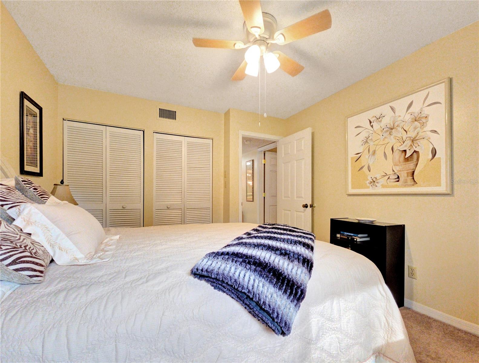 TWIN LAKES VILLAGE EAST CONDO - Residential