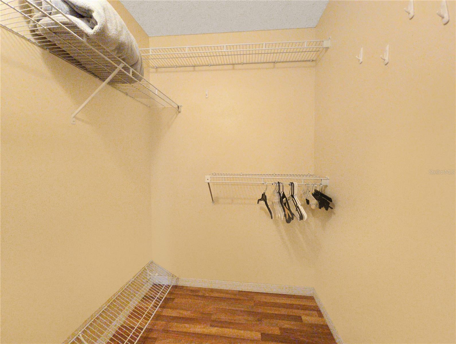 TWIN LAKES VILLAGE EAST CONDO - Residential