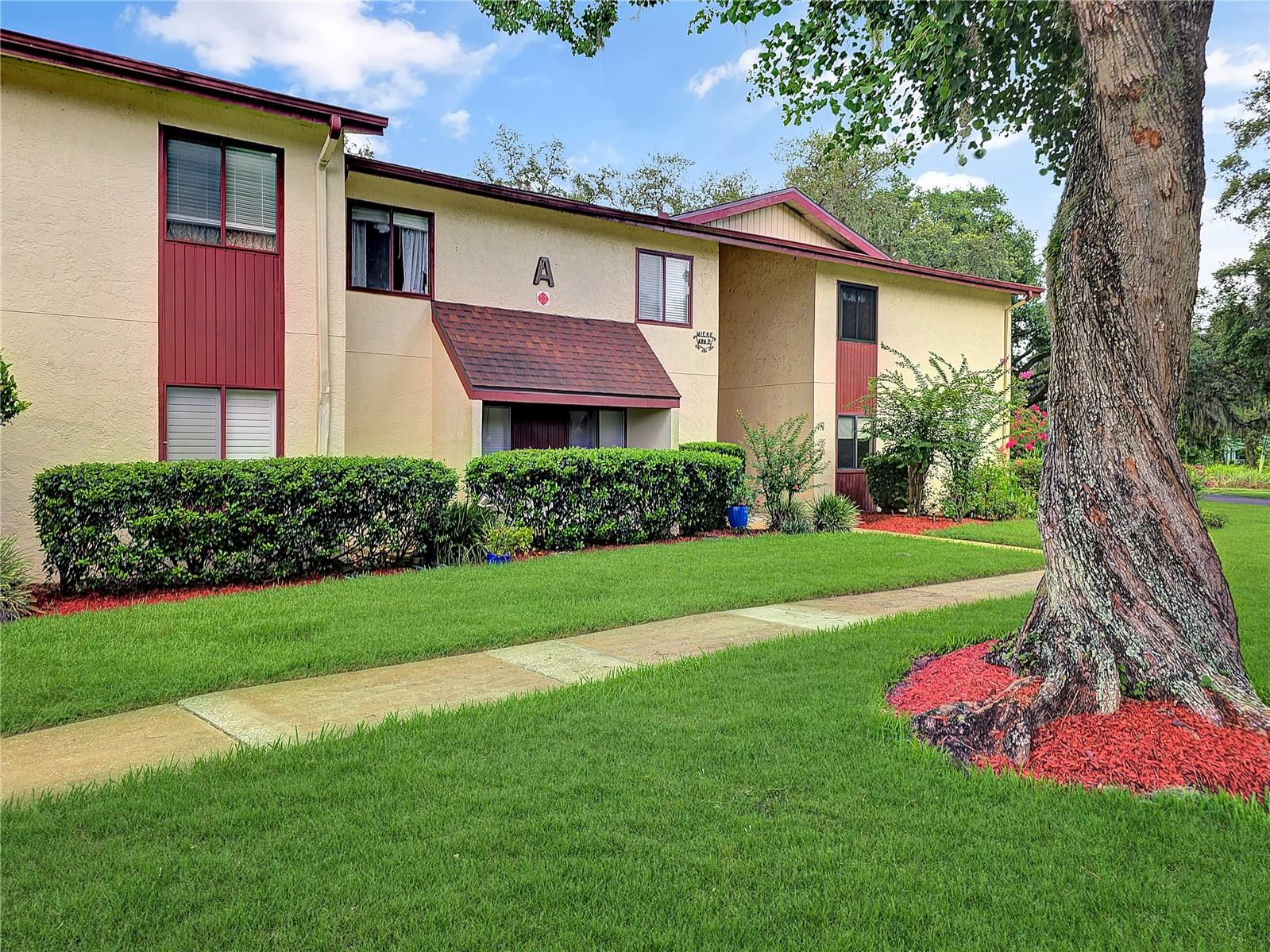 TWIN LAKES VILLAGE EAST CONDO - Residential