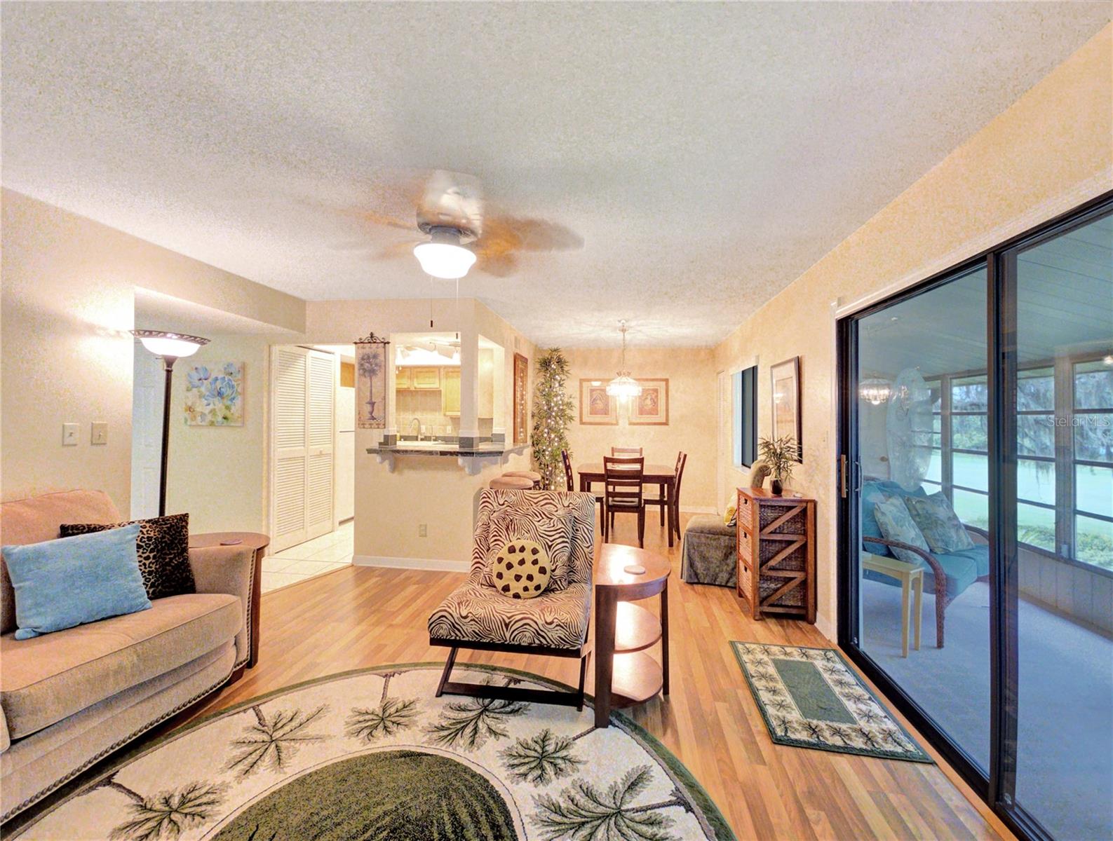 TWIN LAKES VILLAGE EAST CONDO - Residential