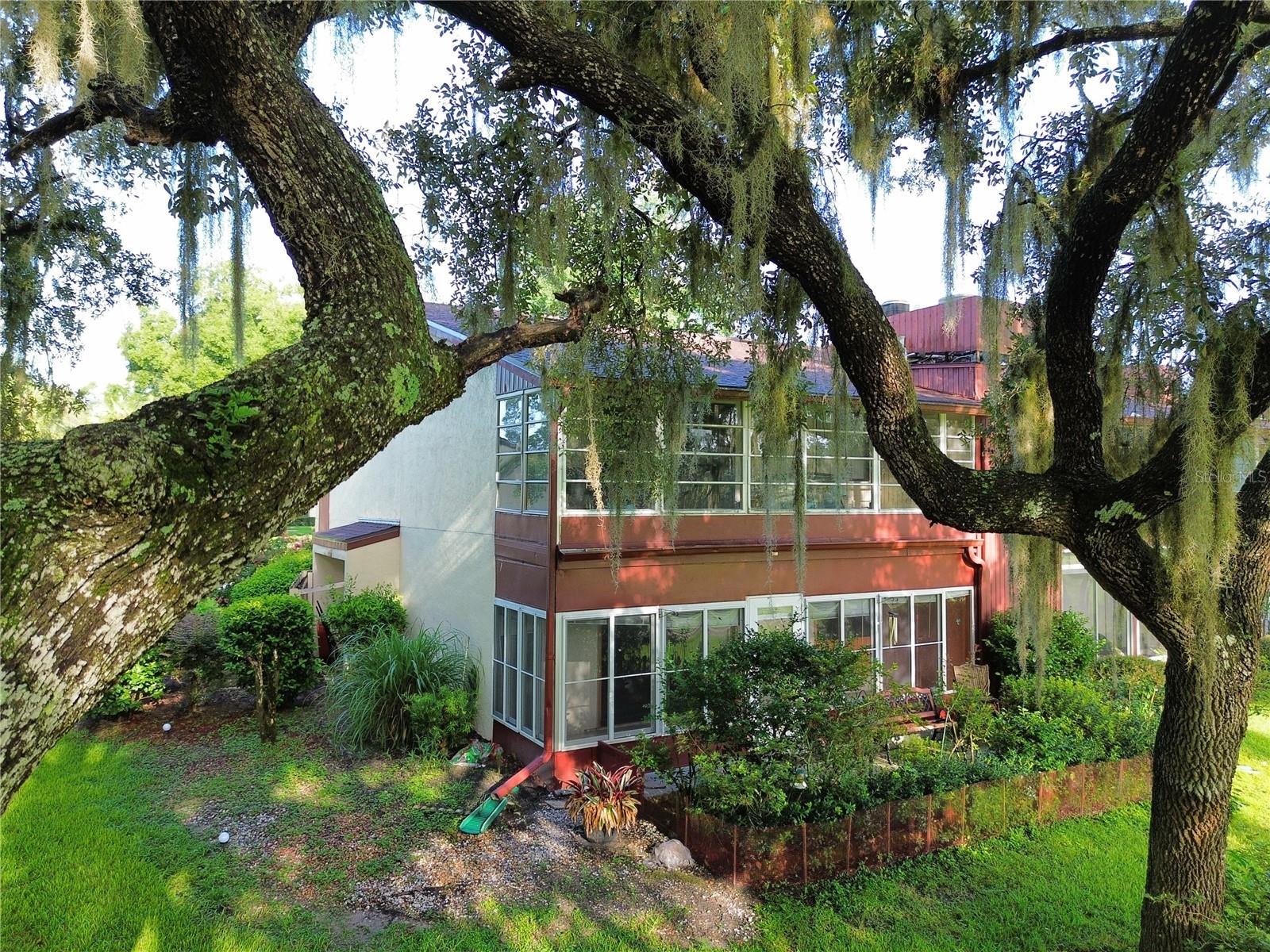 TWIN LAKES VILLAGE EAST CONDO - Residential