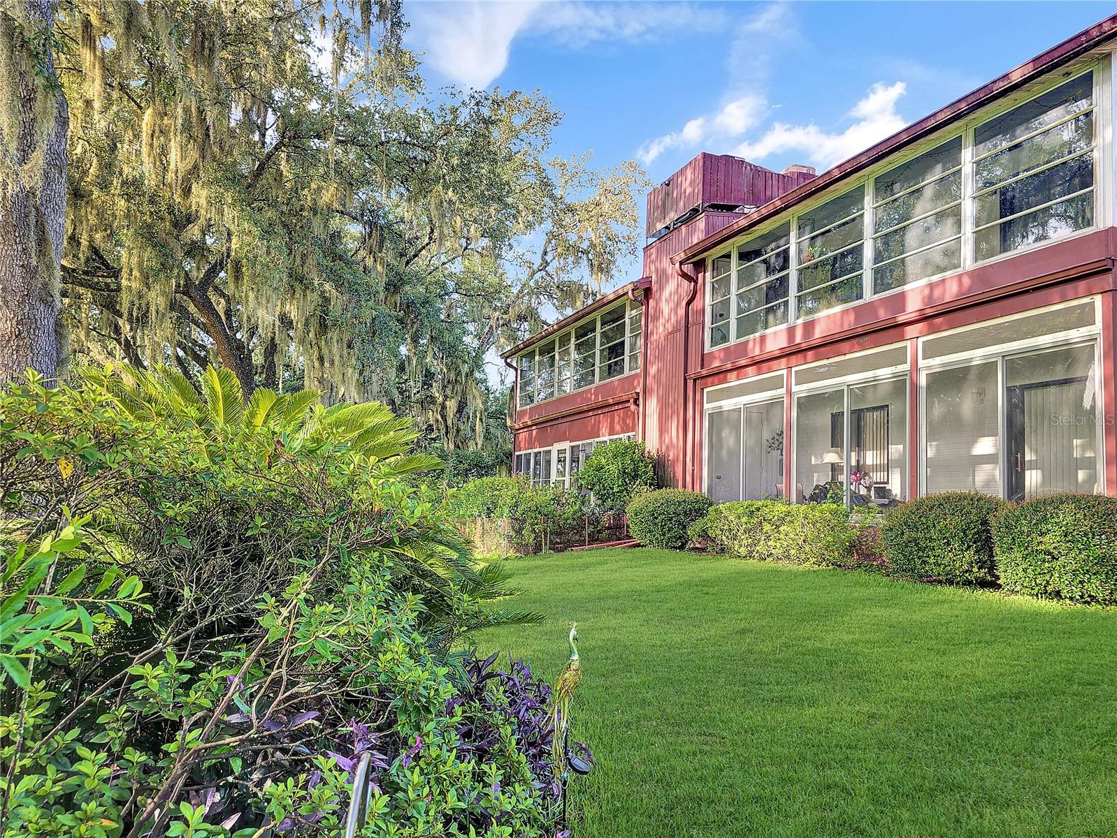 TWIN LAKES VILLAGE EAST CONDO - Residential