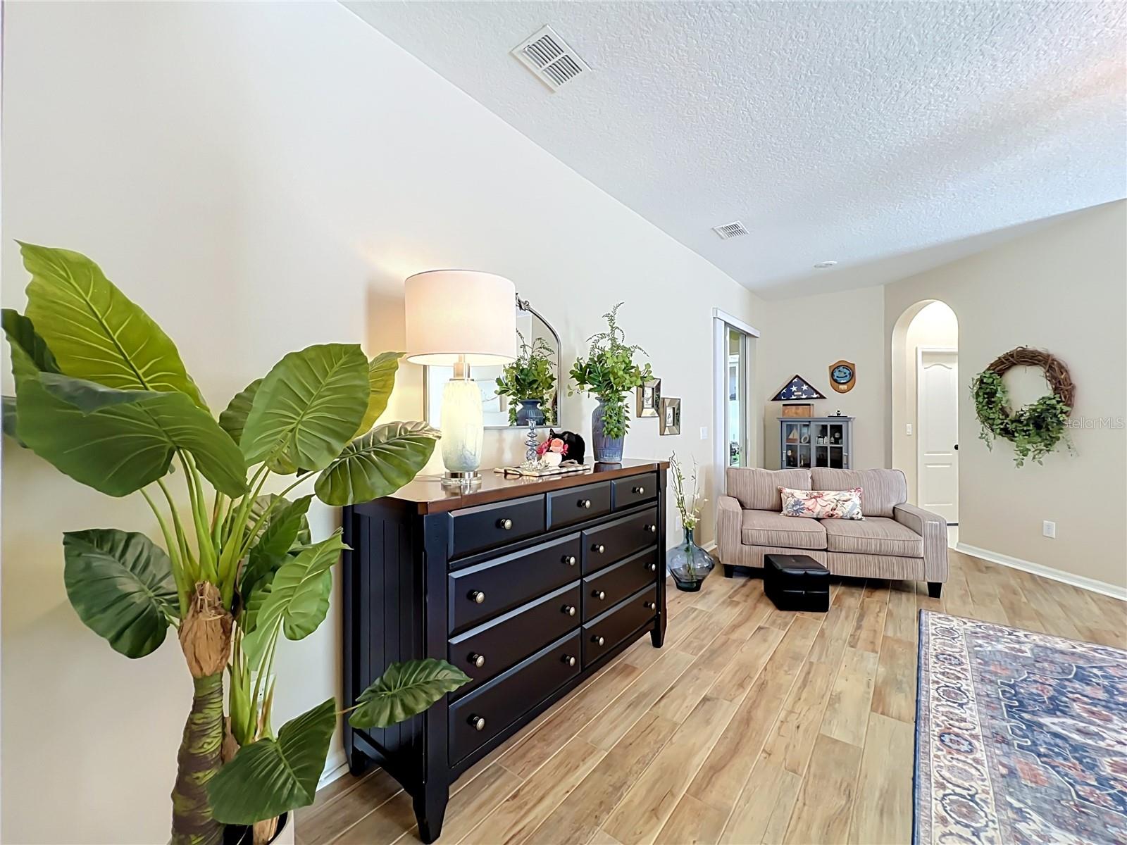 PARKSIDE AT ERROL ESTATES SUB - Residential