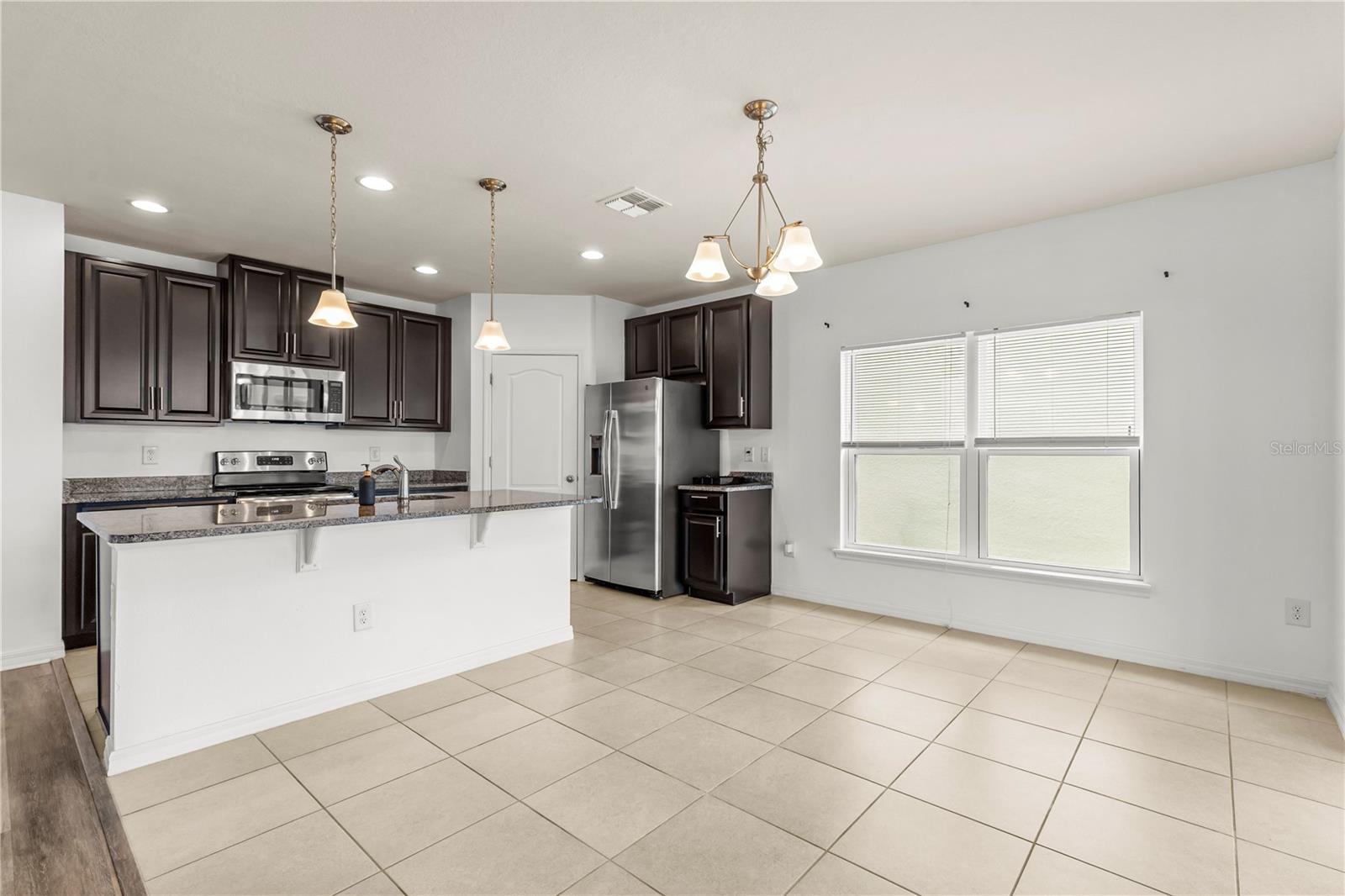 CARLTON LAKES PH 1D2 - Residential Lease