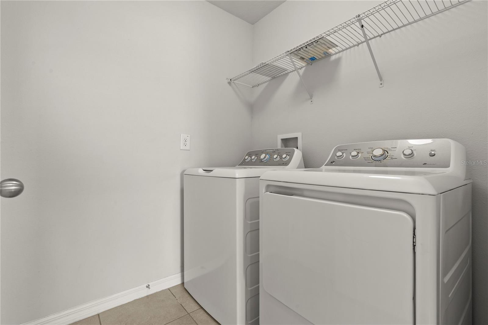 CARLTON LAKES PH 1D2 - Residential Lease