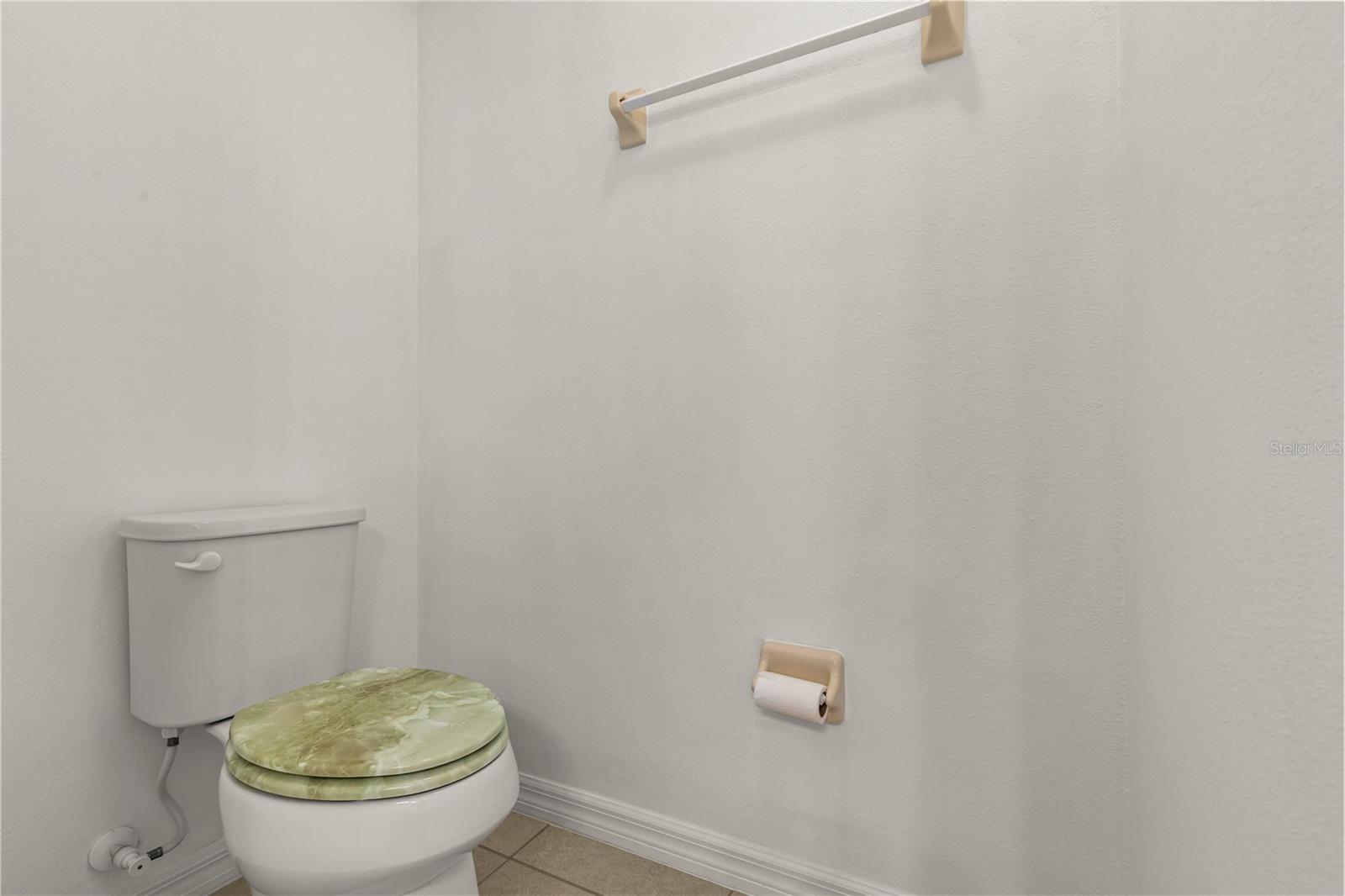 CARLTON LAKES PH 1D2 - Residential Lease