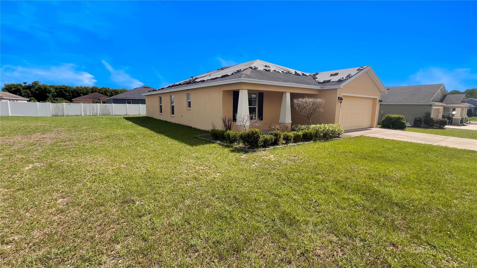 Tremendous opportunity in the quiet Lake Hamilton community. This property is ideal for investors to expand their portfolio or first-time homebuyers with large families. Spanning 1,757 square feet on an oversized lot, this 4-bedroom, 2-bathroom home with a 2-car garage currently offers the best value per square foot on the market. The layout includes a primary suite with a deep walk-in closet and an en-suite bathroom featuring dual sinks, a walk-in shower, and a large tub. Additional the property highlights include a covered screened porch and a spacious, private backyard  providing excellent privacy to relax and enjoy your morning or evening strolls. Please contact me to schedule a showing today.