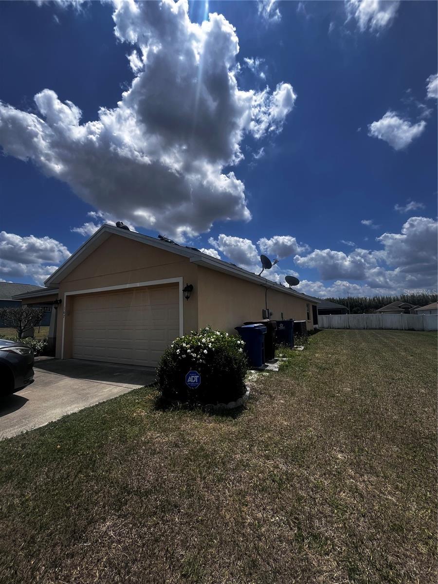 HAMILTON VIEW - Residential